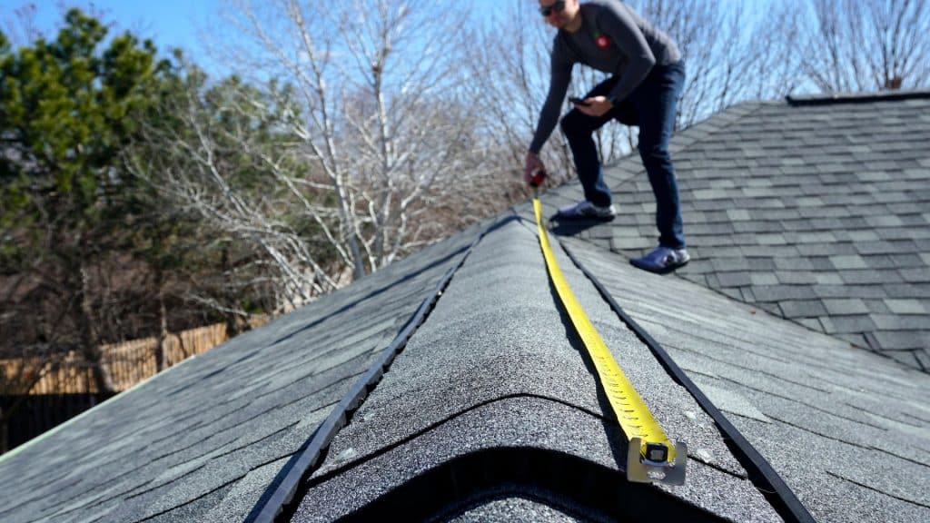 DIY Roof Inspection Checklist: What Homeowners Need to Know